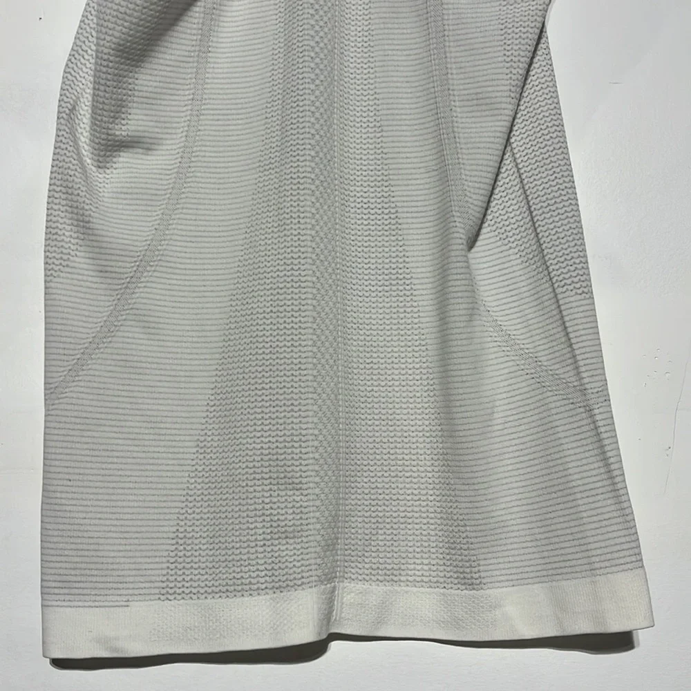 Lululemon Swiftly Tech Racerback Tank Top 2.0 White Size 4 - Picture 7 of 8